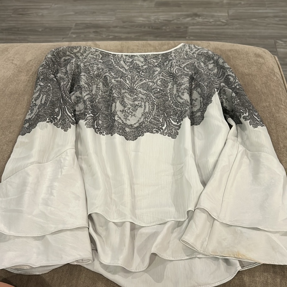BCBGMAXAZRIA  Hanelli Blouse Size Small - Picture 6 of 6